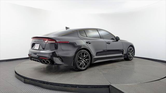 Used 2023 Kia Stinger GT-Line w/ Sun & Sound Package RWD image 8