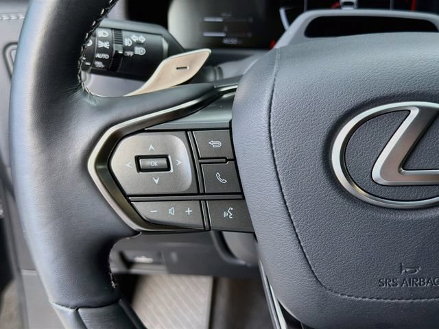 Used 2025 Lexus LX 600 4WD w/ Accessory Package (2T) image 39