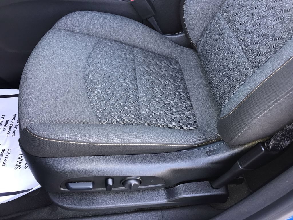 Used 2024 Chevrolet Equinox LT FWD image 12