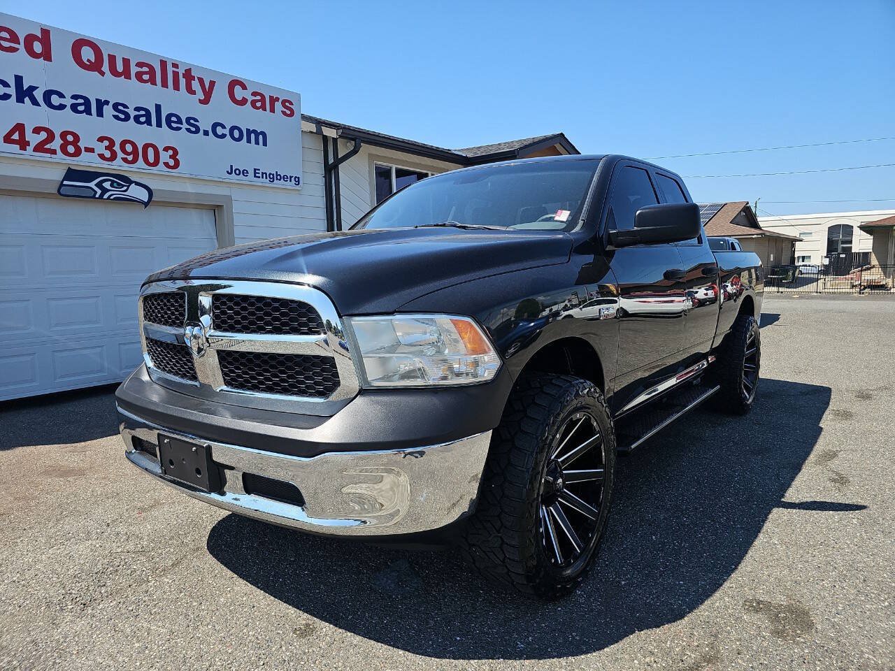Used 2015 RAM 1500 ST w/ SXT Appearance Group AWD/4WD image 3