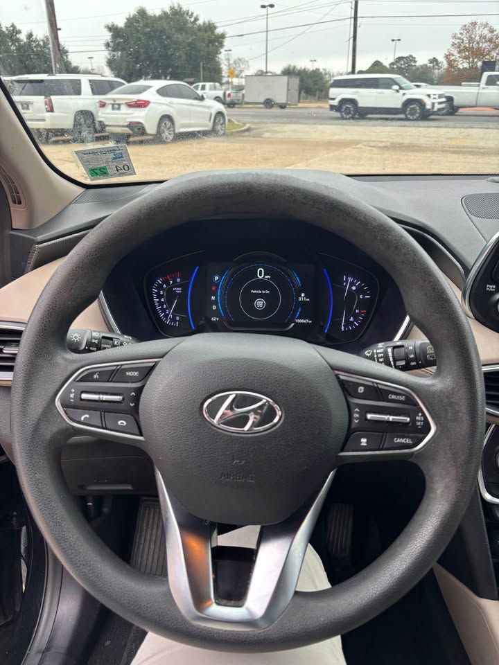 Used 2019 Hyundai Santa Fe SEL image 14