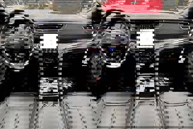 New 2025 Jeep Grand Cherokee L Limited w/ Black Appearance Package image 6