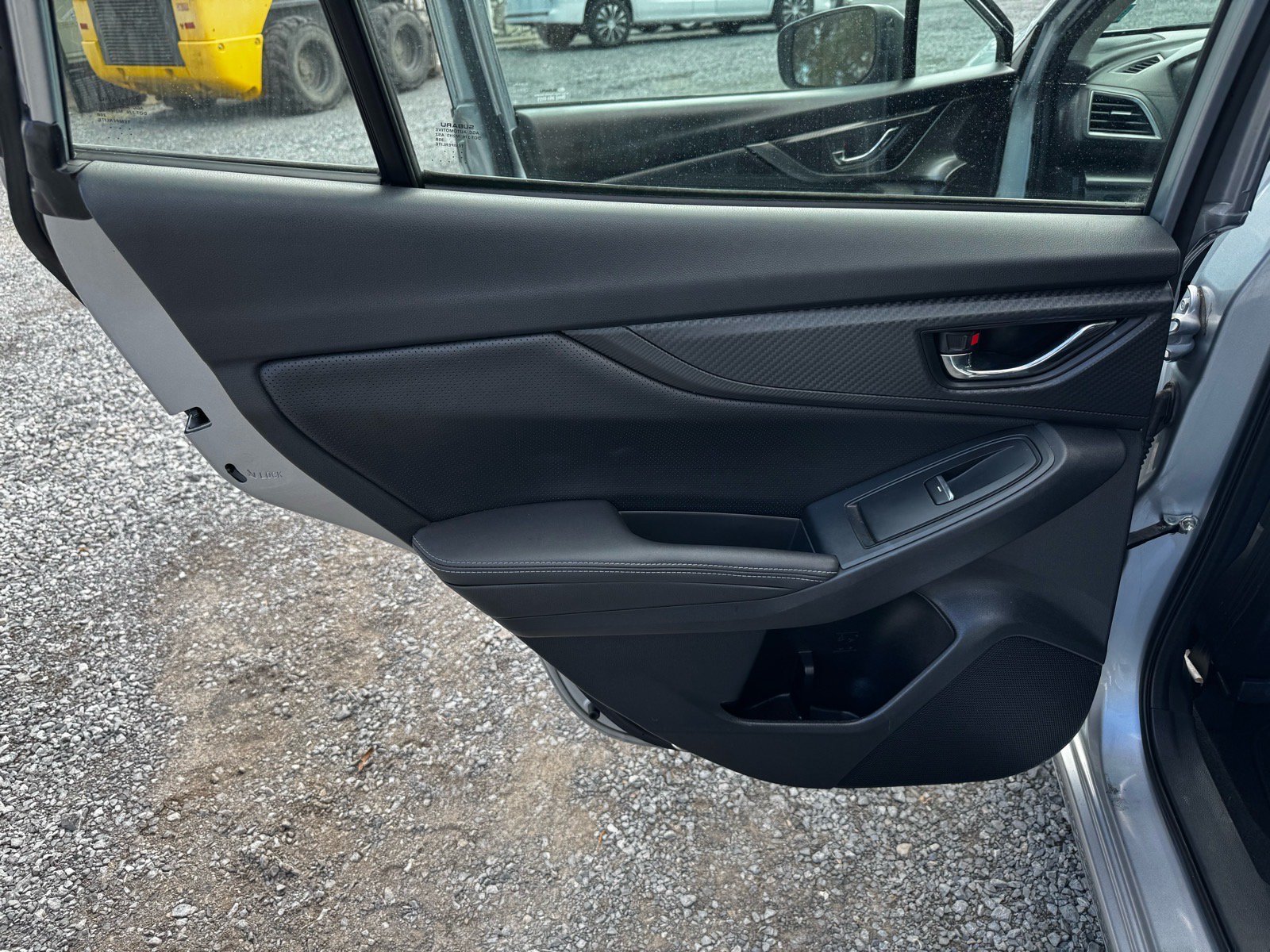 Used 2017 Subaru Impreza 2.0i Limited w/ Moonroof/BSD & Rcta/Eyesight AWD/4WD image 17