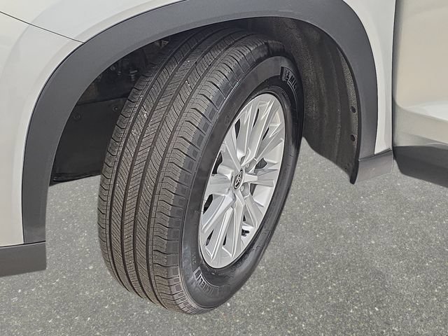 Certified 2025 Toyota Grand Highlander AWD image 31