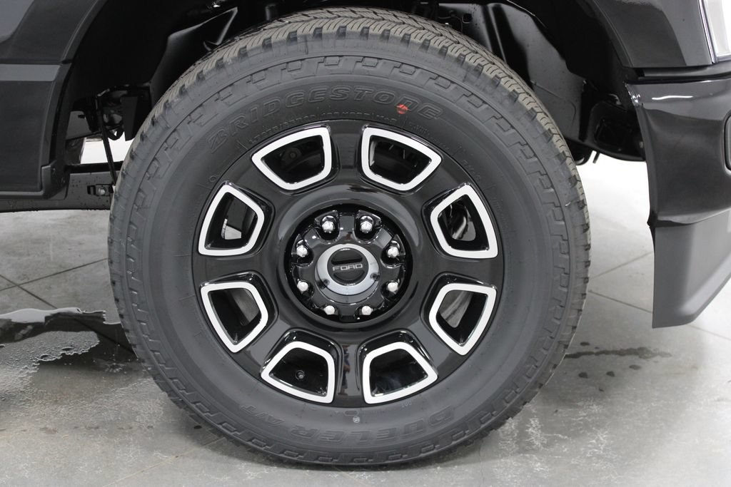 New 2026 Ford F250 Platinum AWD/4WD image 15