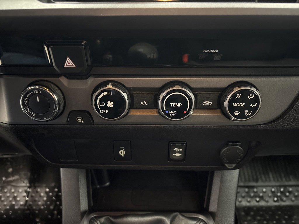 Used 2017 Toyota Tacoma TRD Sport w/ Tow Package image 22