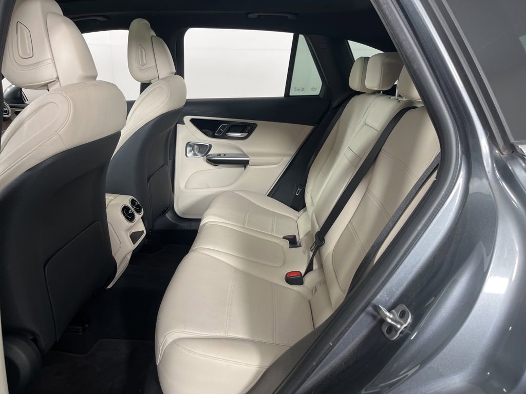 Used 2023 Mercedes-Benz GLC 300 4MATIC image 22