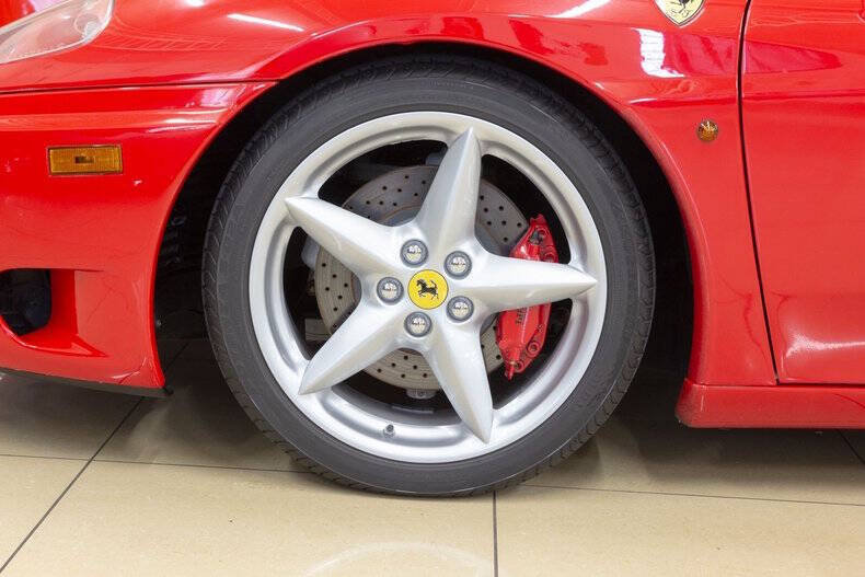 Used 2005 Ferrari 360 Spider RWD image 9