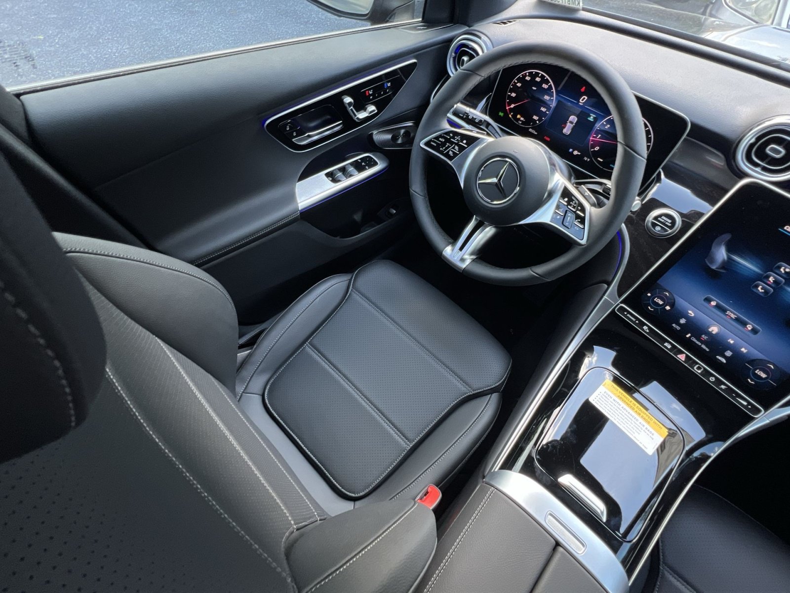 New 2026 Mercedes-Benz GLC 300 4MATIC image 16