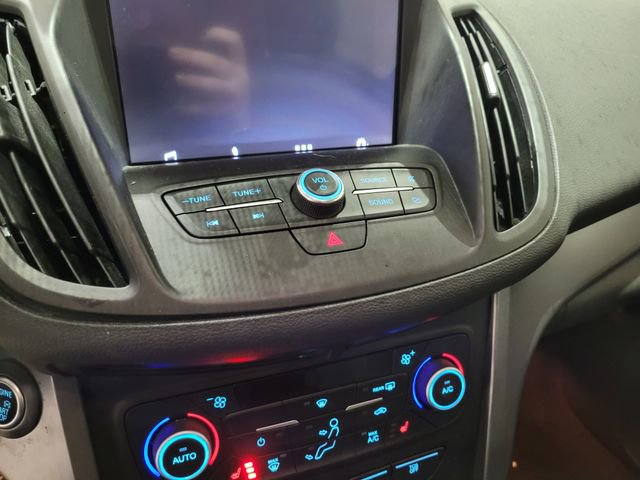 Used 2019 Ford Escape SE image 32