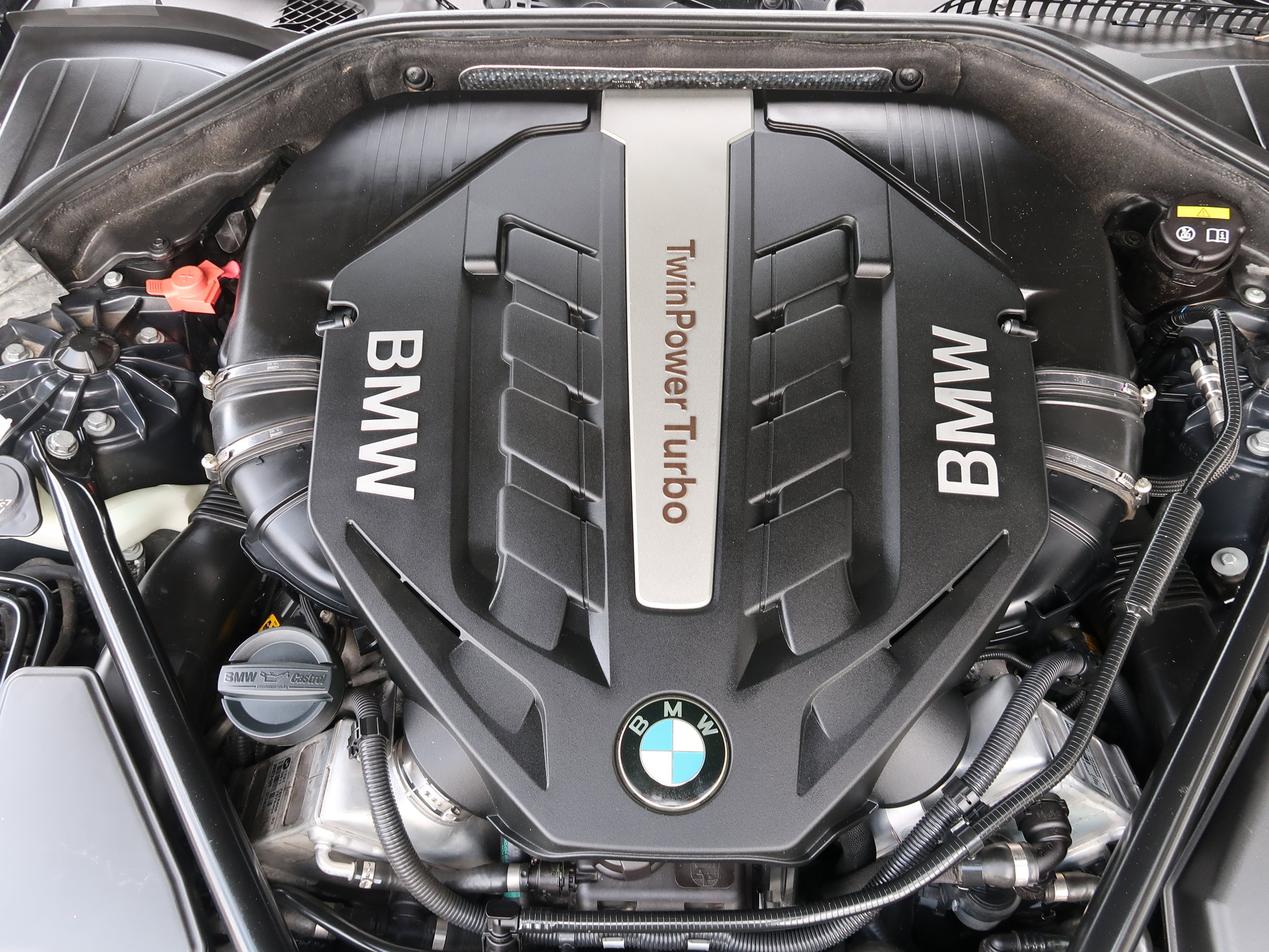 Used 2015 BMW 750Li image 53