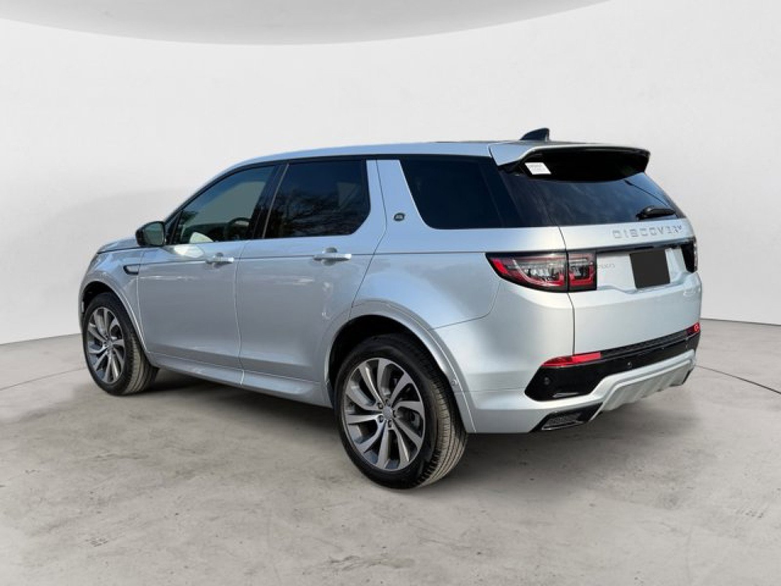 Used 2024 Land Rover Discovery Sport S image 6