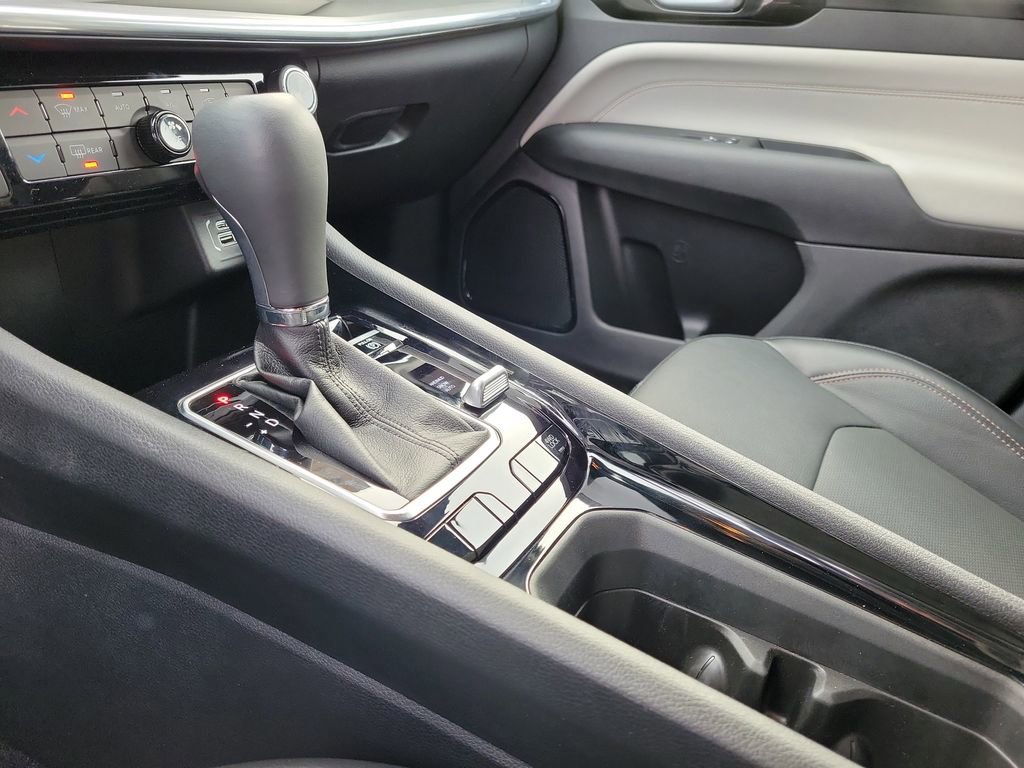 Used 2023 Jeep Compass Limited image 29