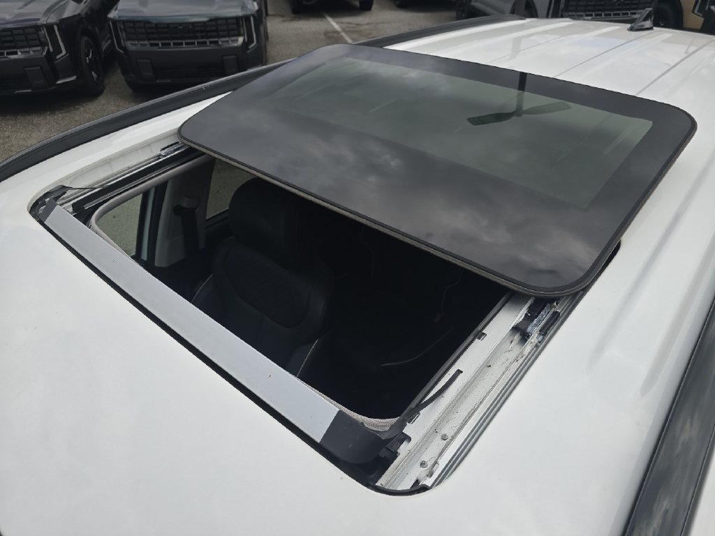 Used 2025 Hyundai Palisade XRT AWD/4WD image 3