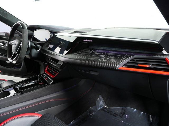 Used 2023 Audi RS e-tron GT image 24