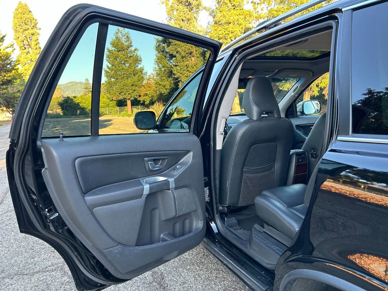 Used 2014 Volvo XC90 3.2 image 26