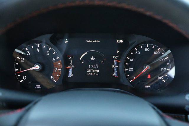 Used 2025 Jeep Compass Trailhawk AWD/4WD image 13