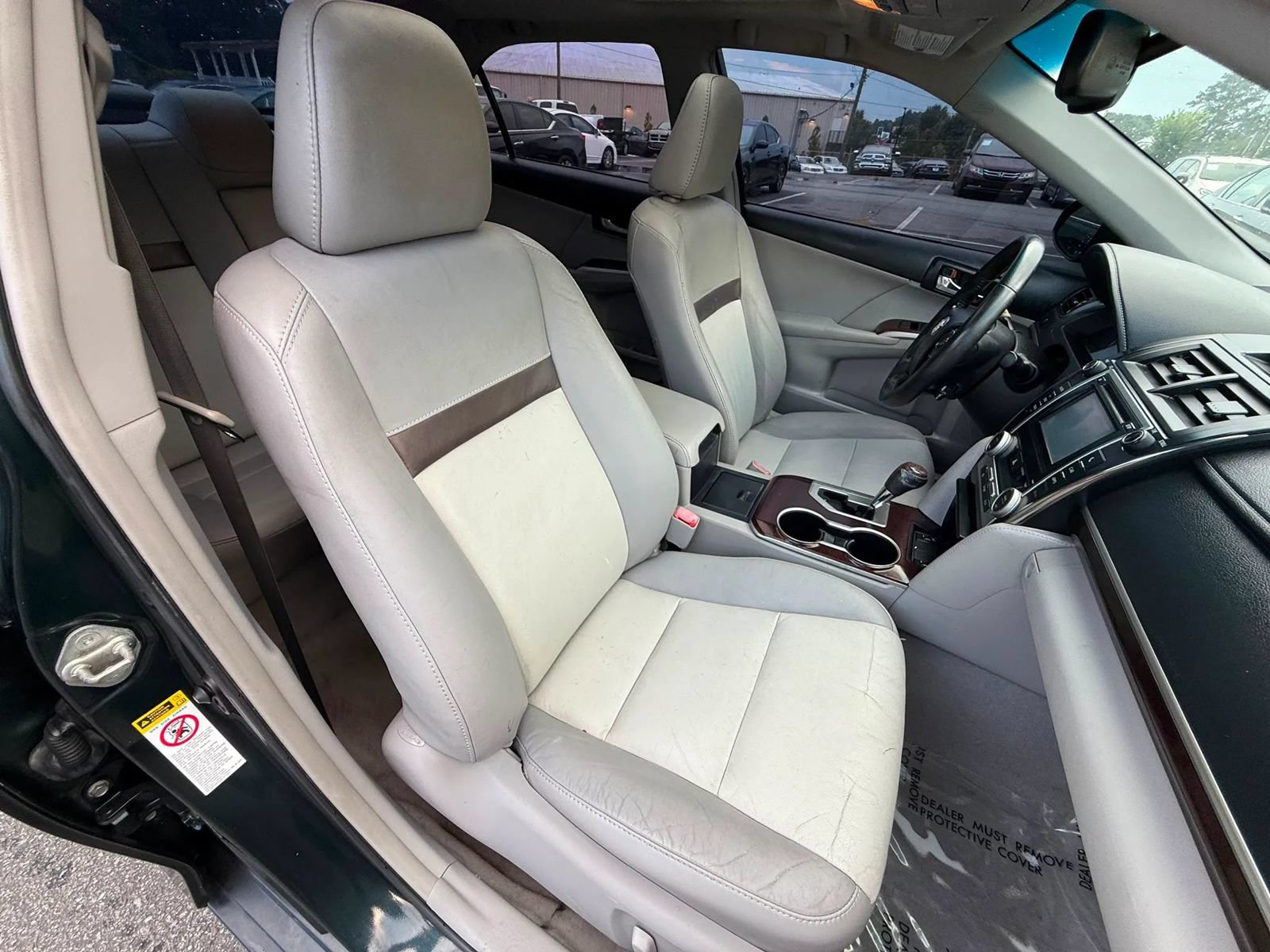 Used 2012 Toyota Camry XLE FWD image 40