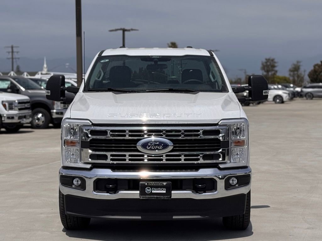 New 2025 Ford F350 XLT image 6