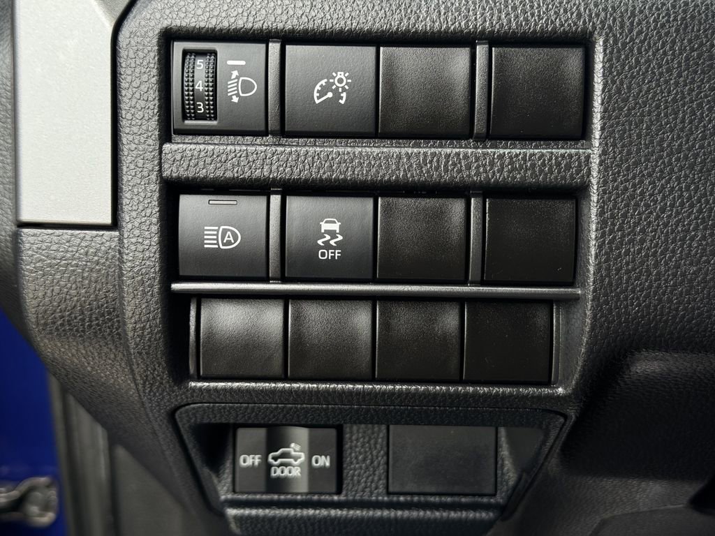 Used 2024 Toyota Tacoma SR5 RWD image 21