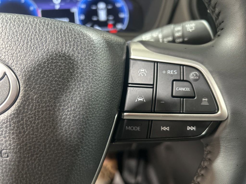 Used 2026 Toyota Grand Highlander Limited image 27