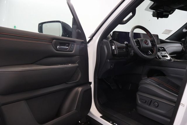 New 2026 Nissan Armada PRO-4X AWD/4WD image 8