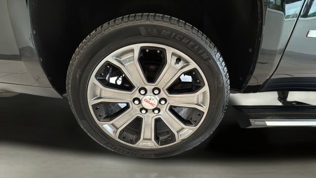Used 2015 GMC Yukon XL Denali AWD/4WD image 30