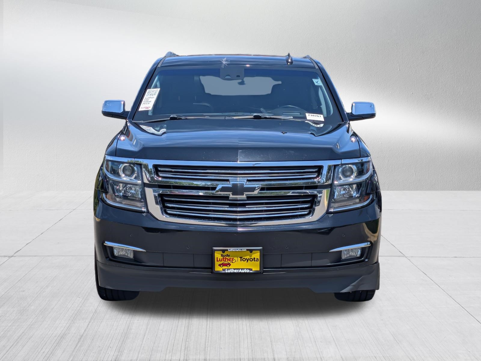 Used 2019 Chevrolet Suburban Premier AWD/4WD image 2