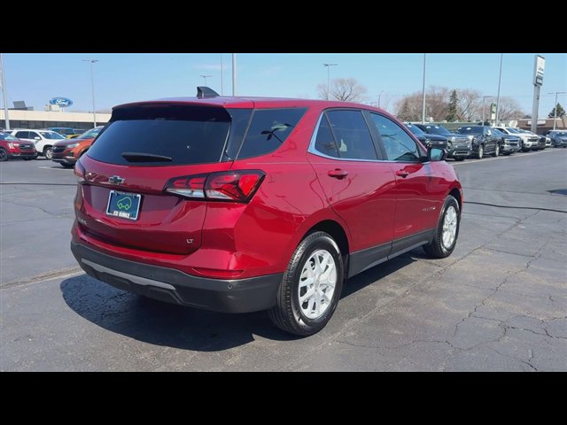 Certified 2024 Chevrolet Equinox LT w/ LPO, Floor Liner Package FWD image 8