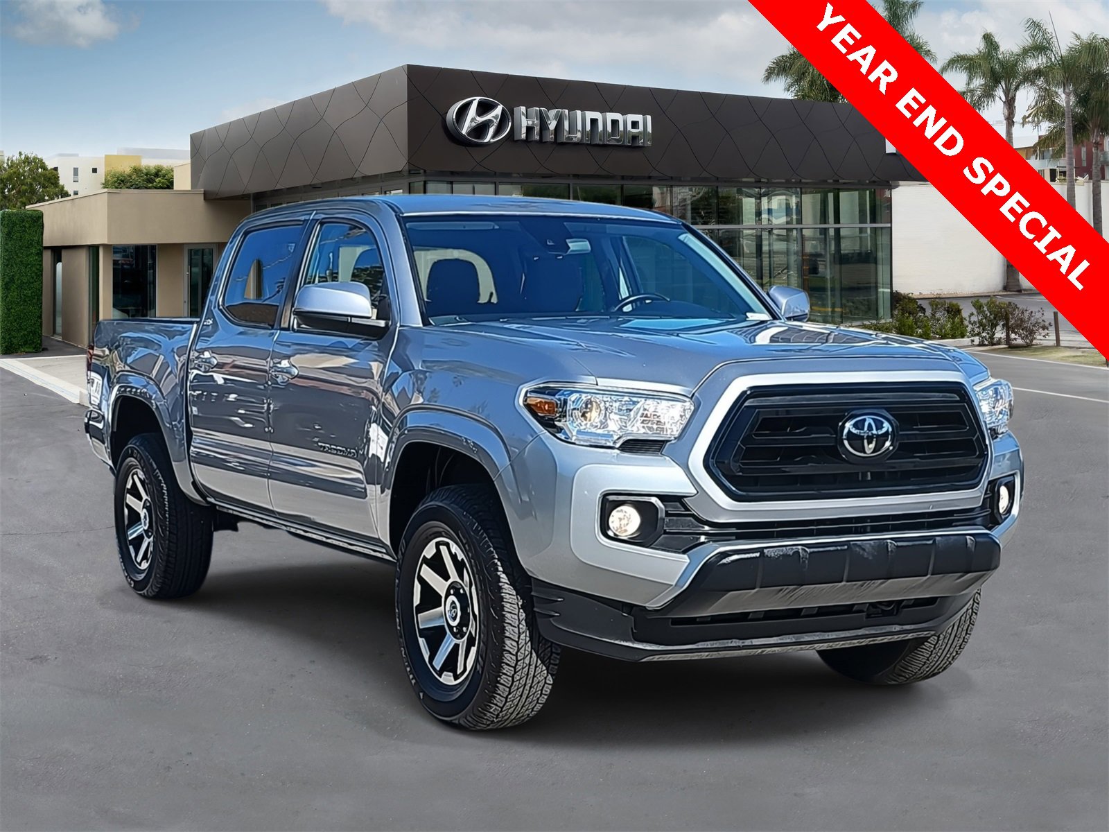 Used 2021 Toyota Tacoma SR5 image 1