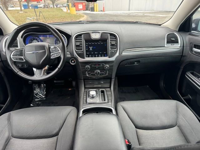 Used 2018 Chrysler 300 Touring w/ Sport Appearance Package image 21