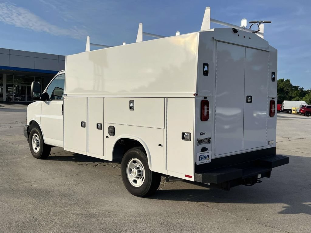 New 2026 Chevrolet Express 3500 w/ Power Convenience Package RWD image 3