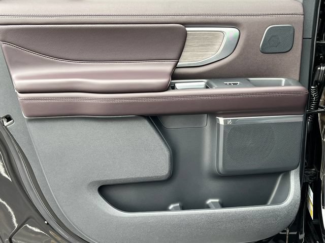 New 2025 Ford Expedition Max Platinum w/ Platinum Ultimate Package AWD/4WD image 35