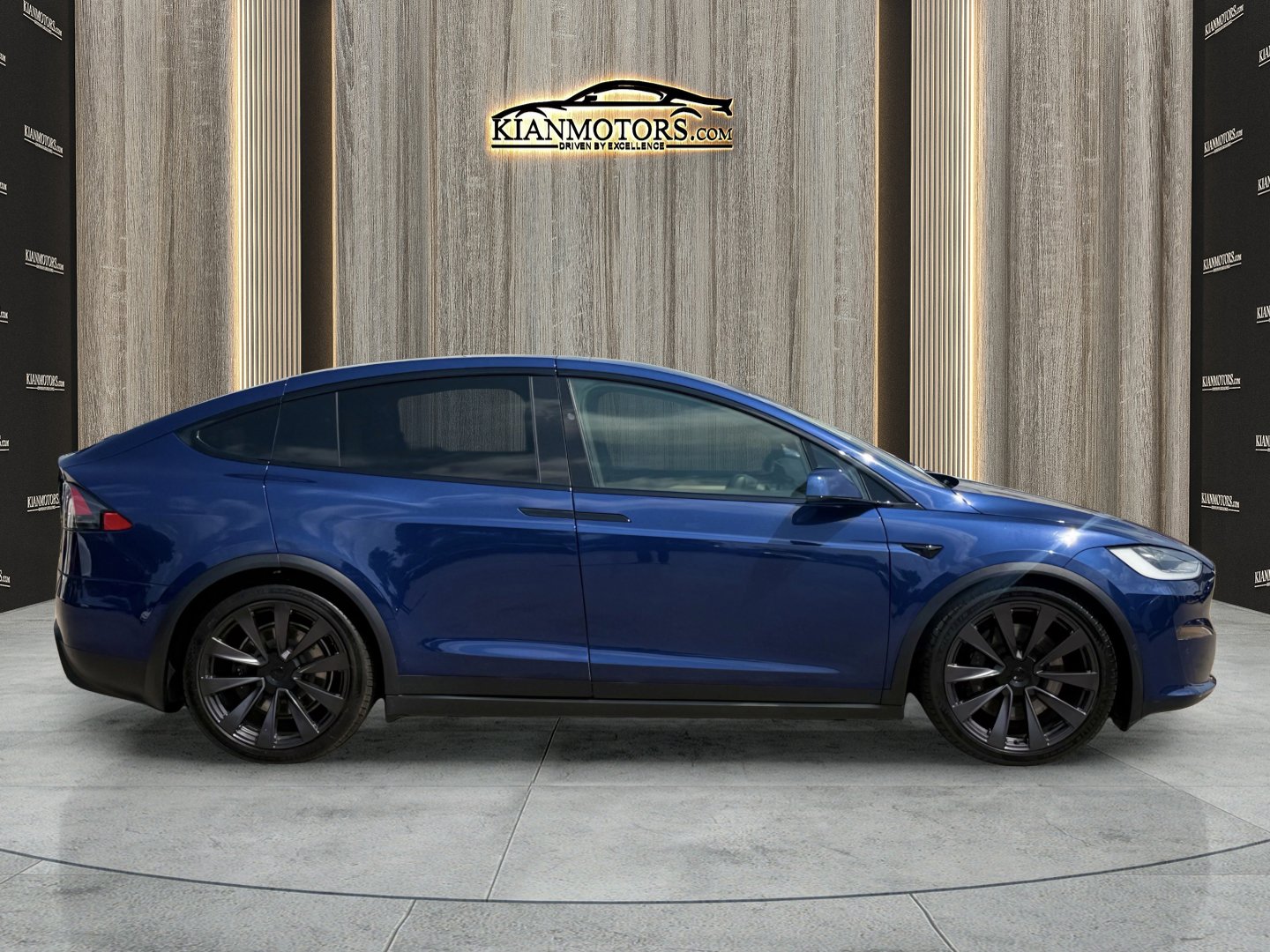 Used 2022 Tesla Model X Plaid AWD/4WD image 8