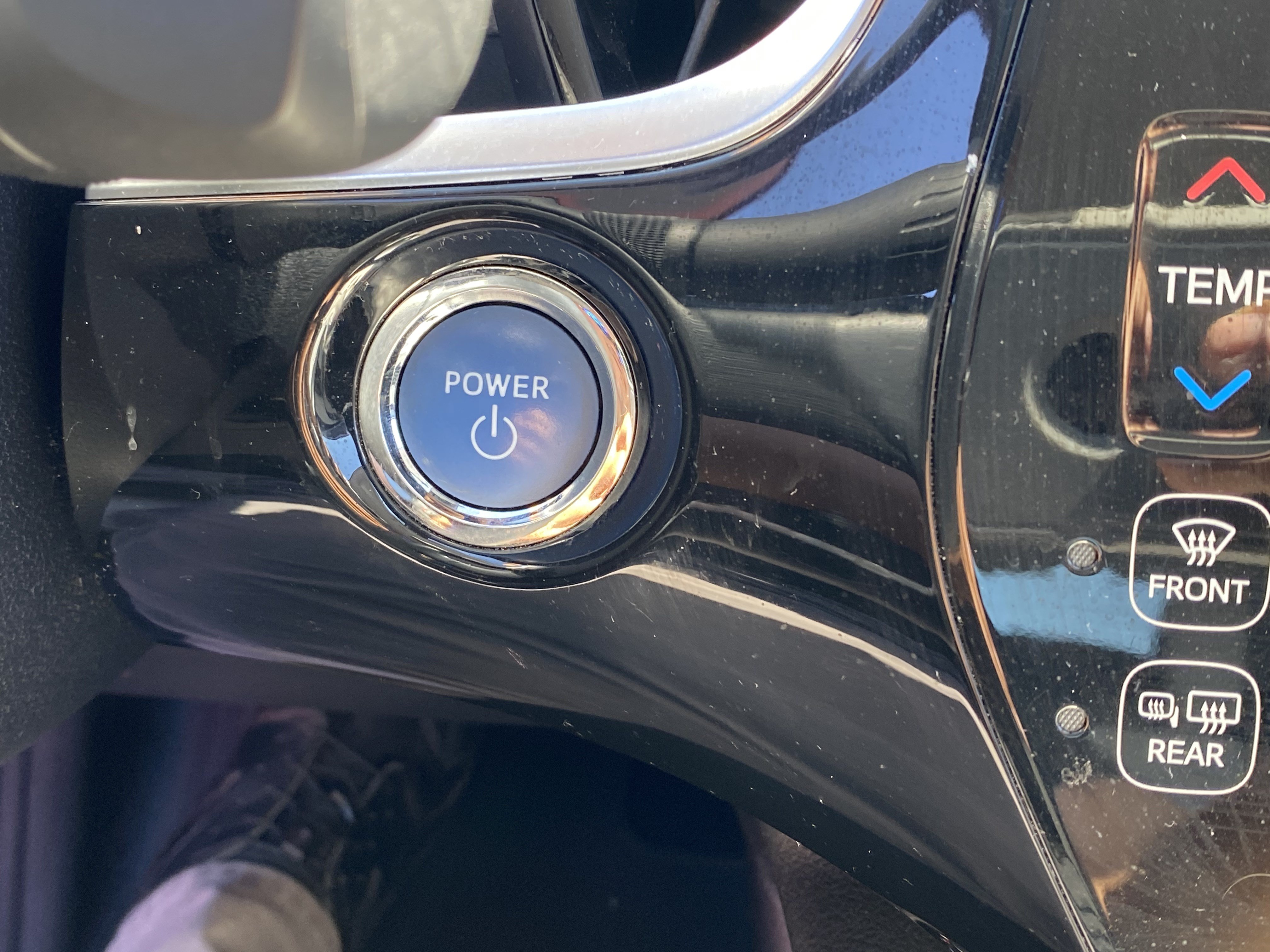 Used 2017 Toyota Prius Prime Advanced FWD image 24
