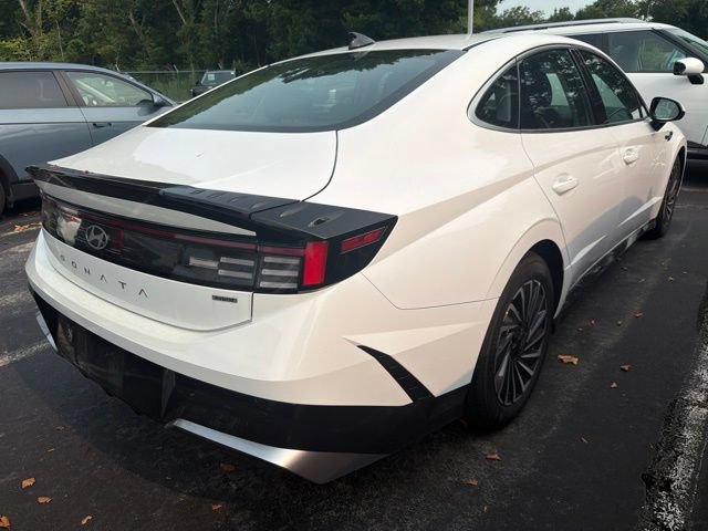 Certified 2025 Hyundai Sonata SEL FWD image 7