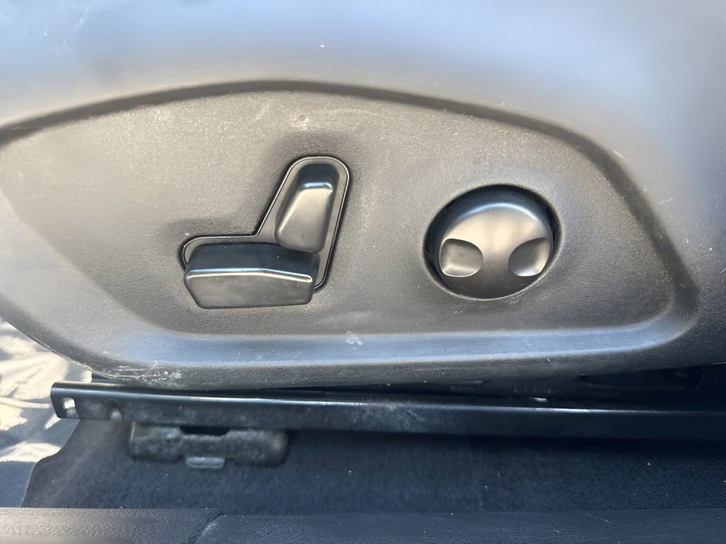 Used 2022 Jeep Compass Limited image 10