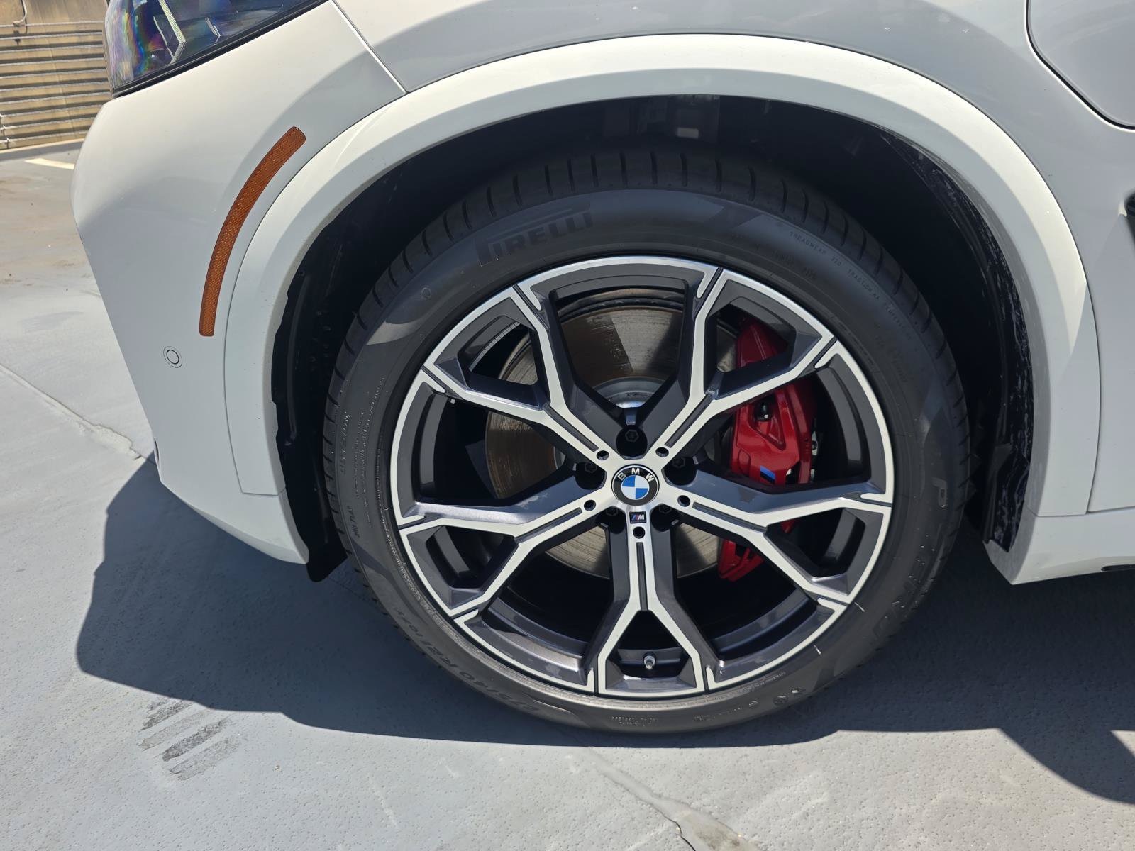 New 2026 BMW X5 xDrive50e w/ M Sport Package AWD/4WD image 6