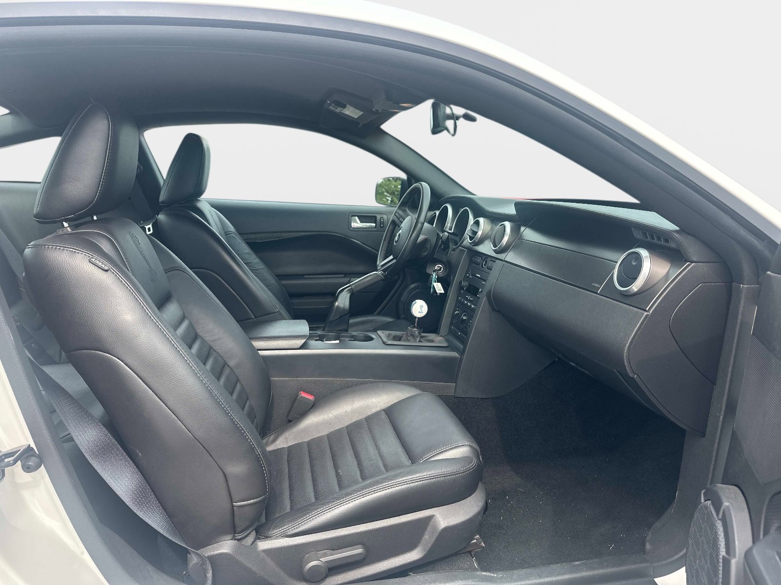 Used 2007 Ford Mustang Shelby GT500 RWD image 6