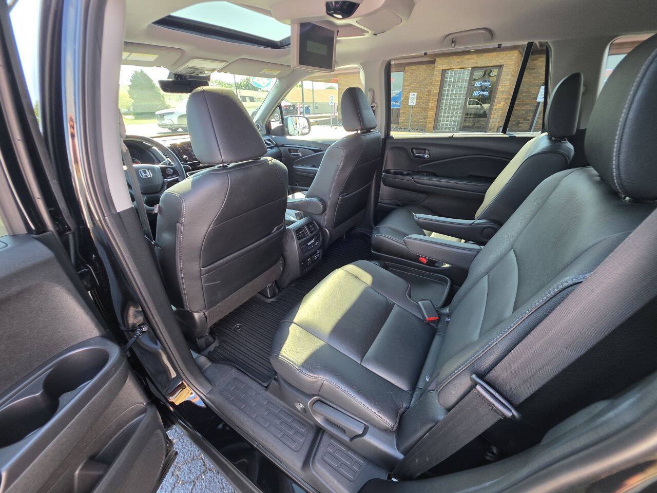 Used 2021 Honda Pilot Touring image 25
