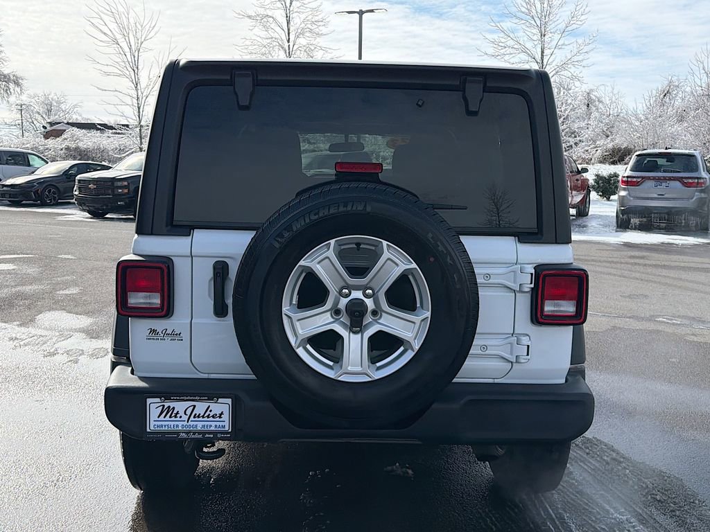 Used 2023 Jeep Wrangler Sport S image 5