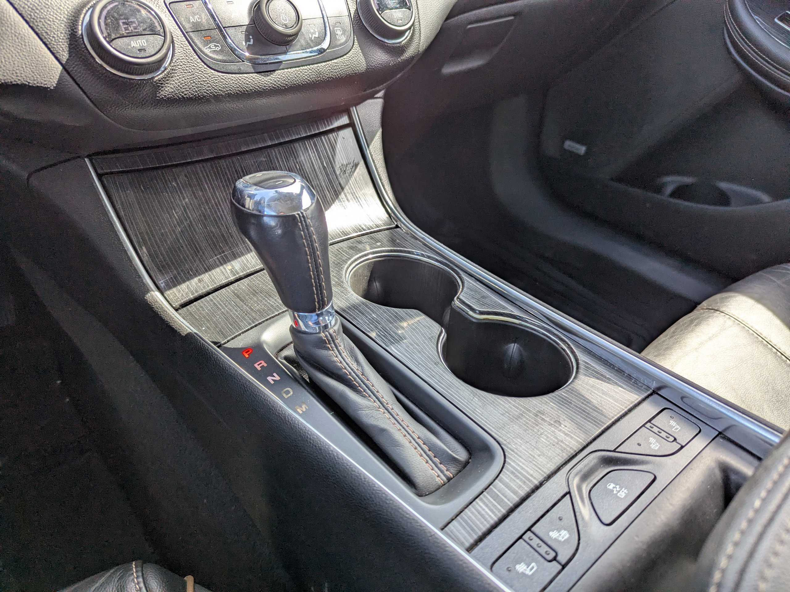 Used 2018 Chevrolet Impala Premier FWD image 24