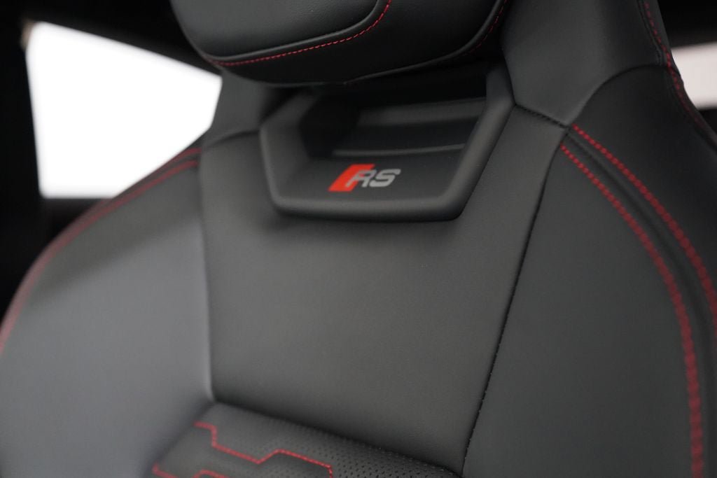 Used 2022 Audi RS e-tron GT w/ Year 1 Package AWD/4WD image 20