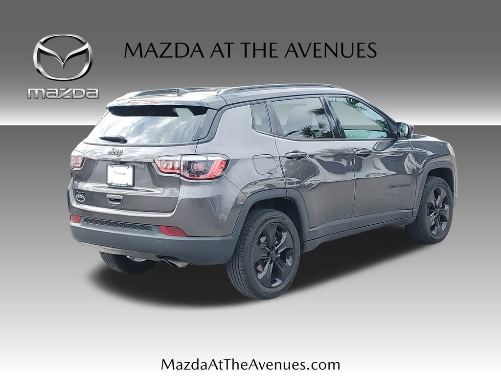 Used 2021 Jeep Compass Latitude image 4