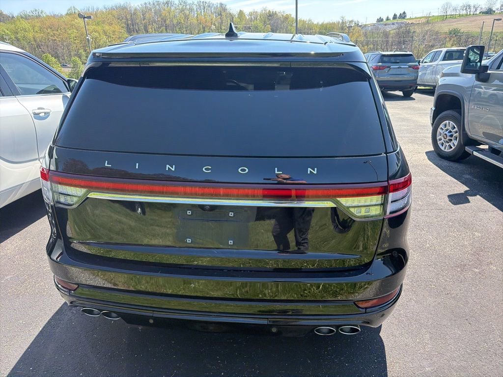 Used 2022 Lincoln Aviator Reserve w/ Equipment Group 201A AWD/4WD image 6