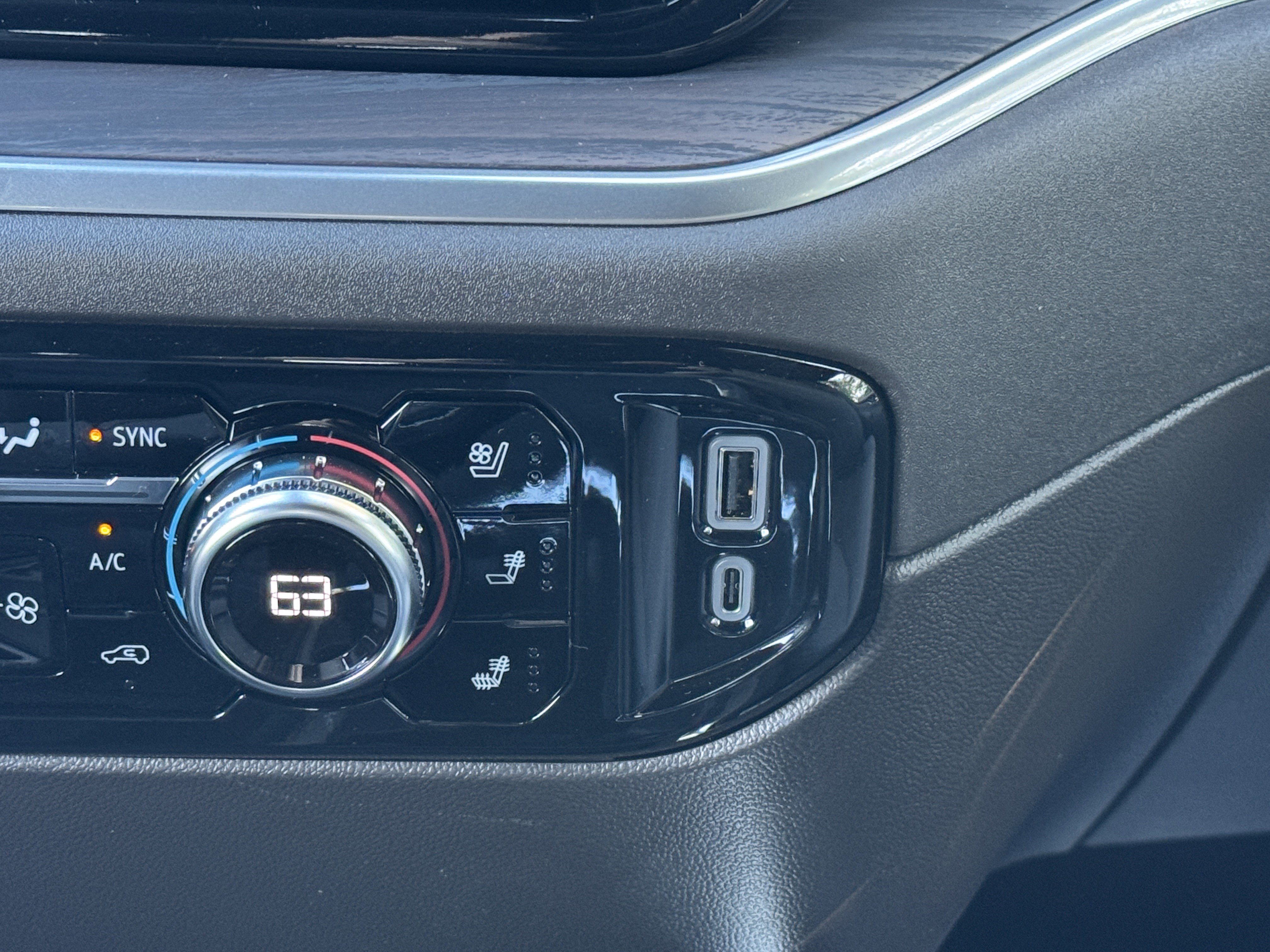New 2026 GMC Sierra 1500 SLT w/ SLT Premium Plus Package image 33