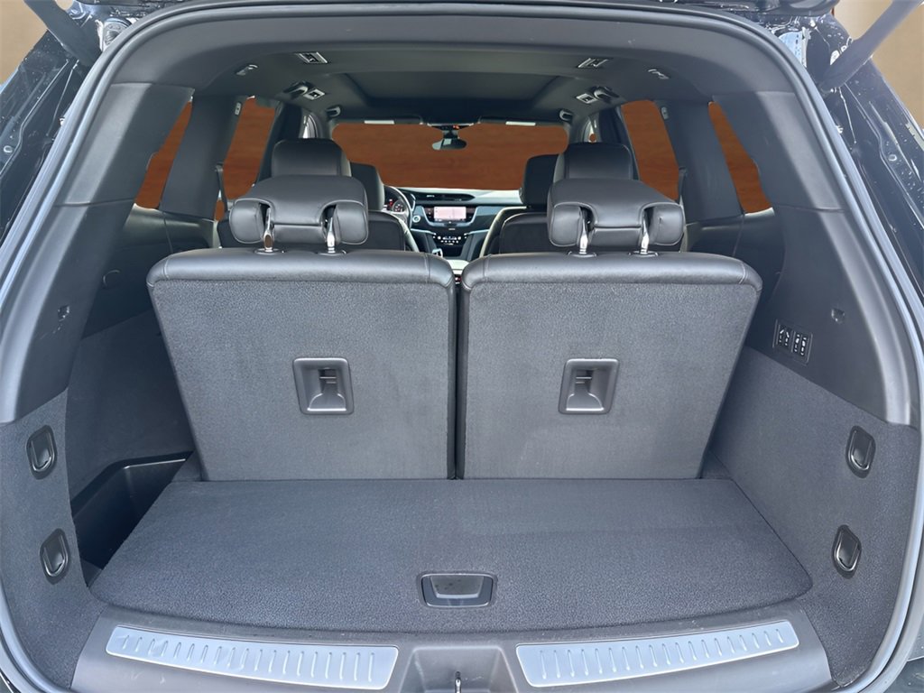 Certified 2022 Cadillac XT6 Premium Luxury w/ Technology Package image 10