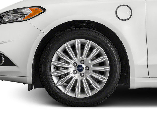Used 2016 Ford Fusion Energi SE w/ Driver Assist Package FWD image 11