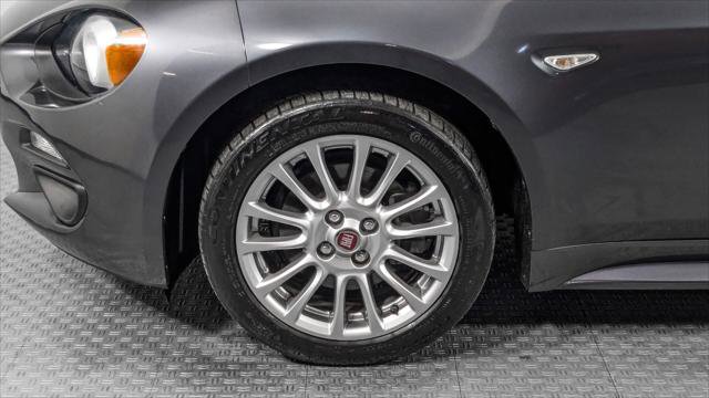 Used 2017 FIAT 124 Spider Classica image 21