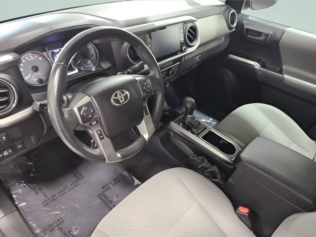 Used 2021 Toyota Tacoma SR5 AWD/4WD image 23